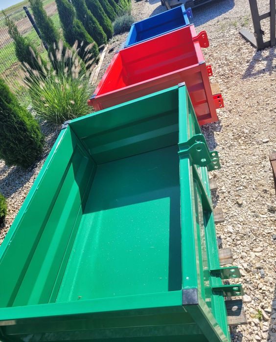 Skrzynia na tył ciągnika transportowa Paczka ładunkowa przewozowa