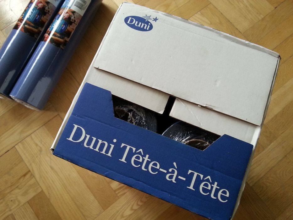 Bieżnik w rolce ciemny niebieski / granat na wesele imprezę