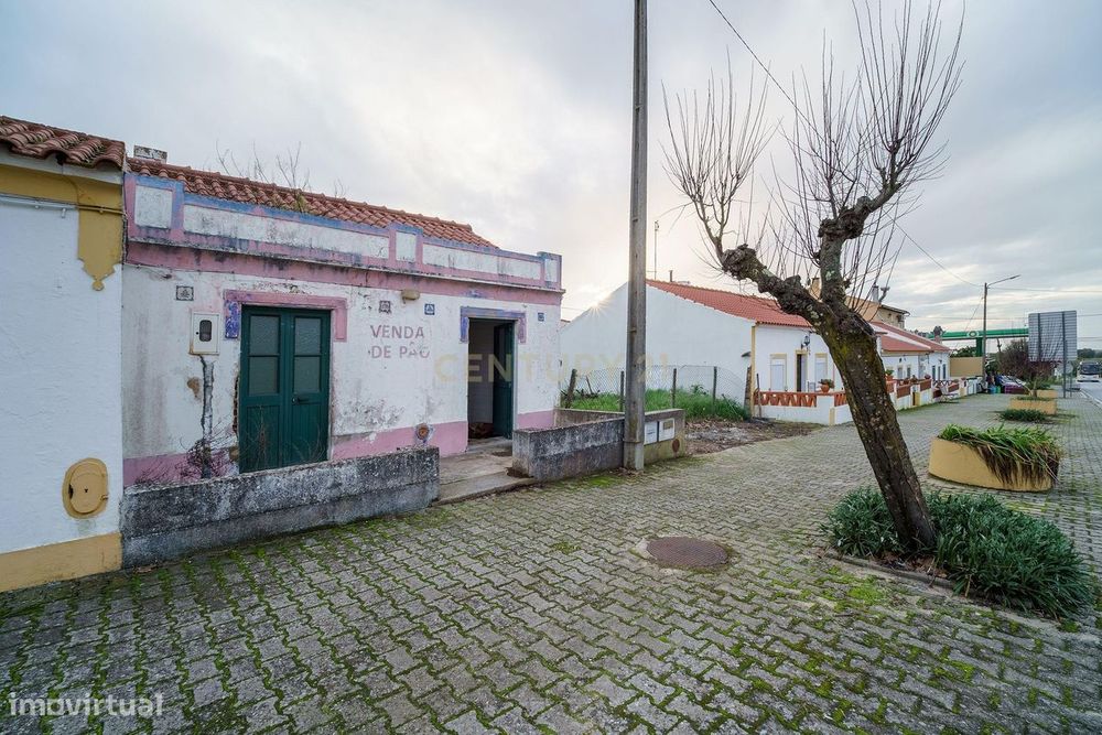 Armazém para Recuperação em Pavia, Mora - 120m²