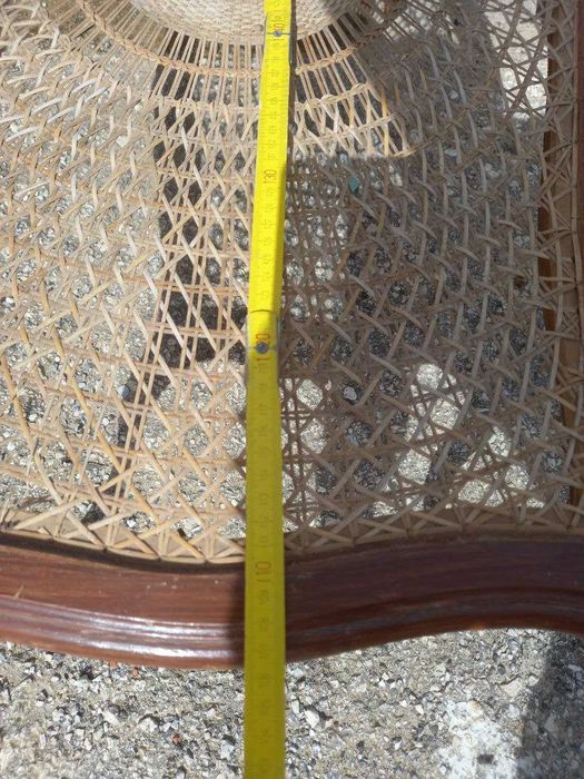 Coffee table with a straw top64750626363395123