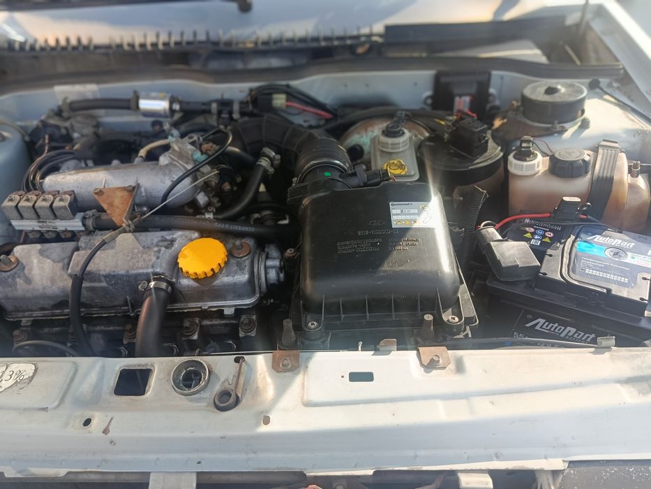 авто  ваз 2199 ідеальний стан