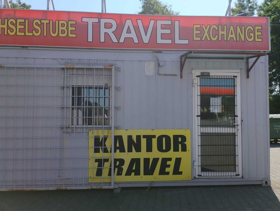 Pawilon pod kantor przy Stacji Paliw Ochman Boczów