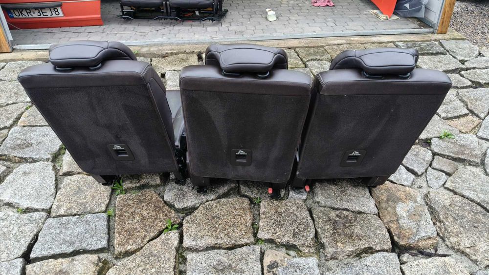 Fotele Tył i Trzeci Rząd Renault Espace V Brązowe Initiale Paris