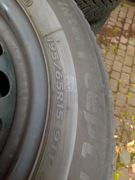 Ładne koła zimowe Opel Astra tourer 195/65/15