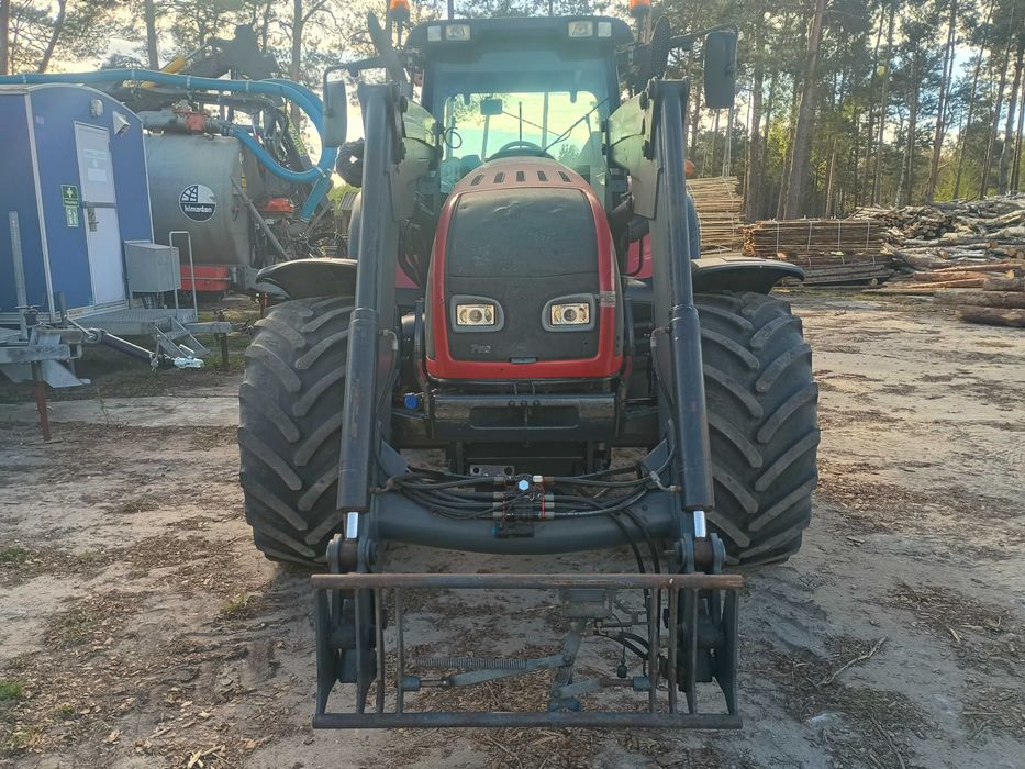 Ciągnik Valtra T 162