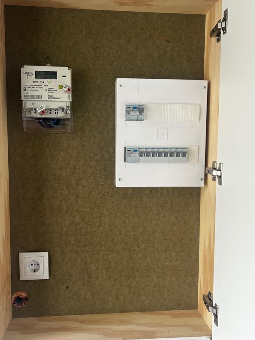 Armazém/ Atividades Comerciais