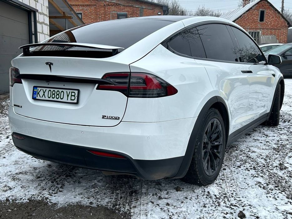 Tesla model X 2018 Intel
