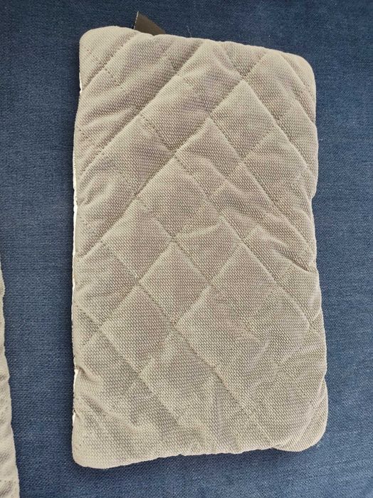 Zestaw dla niemowlaka kocyk plus poduszka Lanila