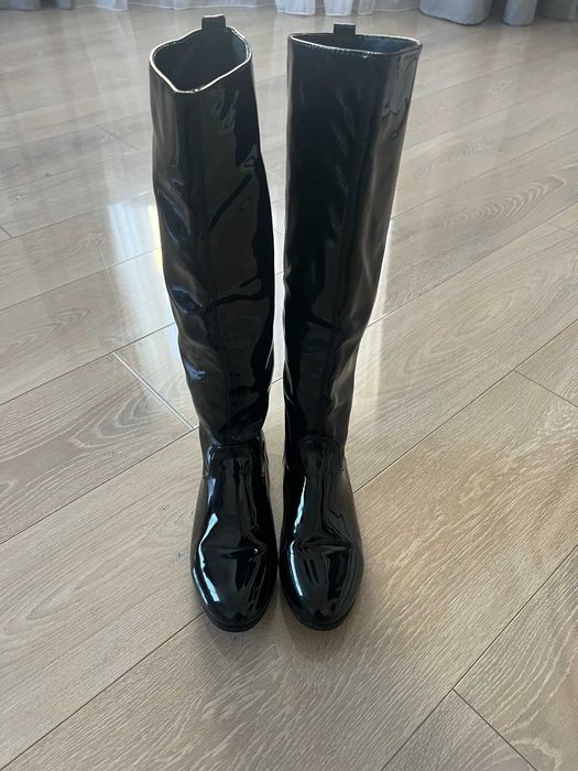 Жіночі лакові чоботи 38 розмір 24.5 см устілка на худу ногу