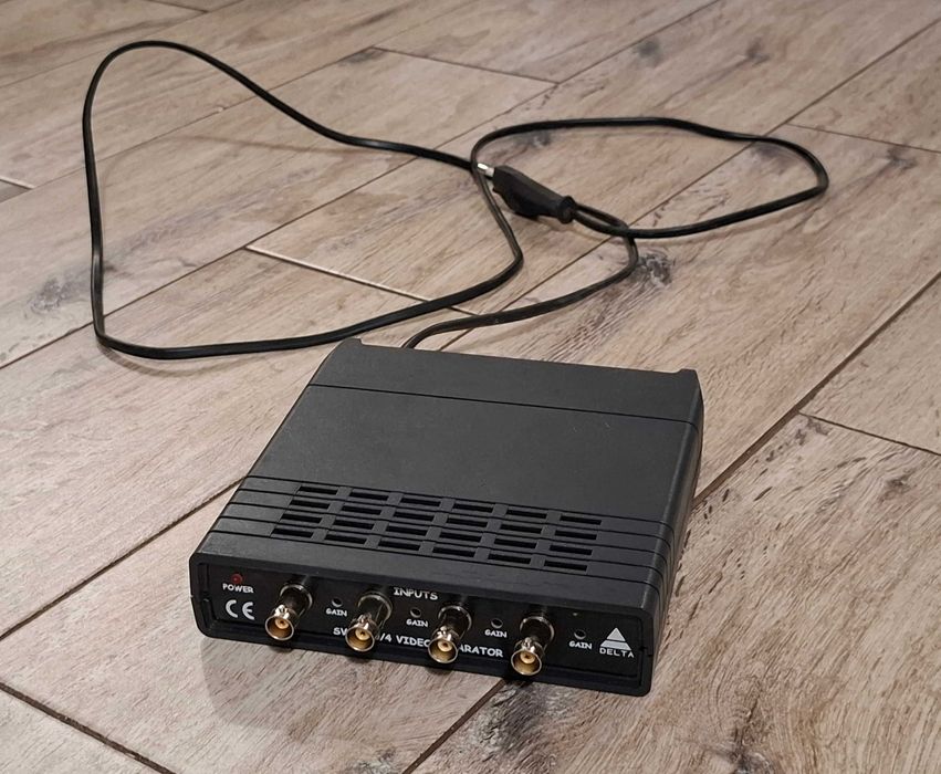 Wzmacniacz/rozdzielacz sygnału wideo BNC CCTV Delta