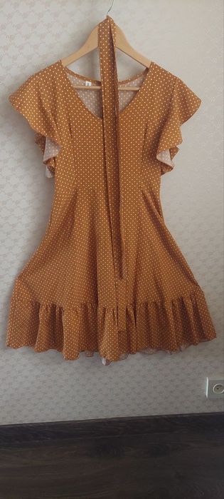 Сукня помаранчева