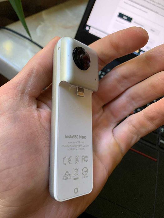 Панорамна 3K HD відеокамера Insta 360 Nano