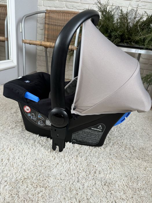 Автокрісло Chicco з народження 0-13 кілограм