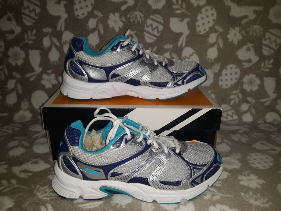 Sprzedam buty Avia nowe.