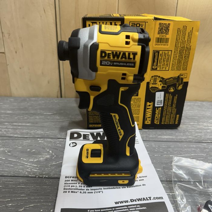 Безщітковий імпакт Dewalt DCF850 20V Max