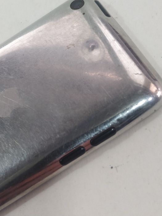 iPod 4  "А1367" 8гб на запчасти либо под восстановление