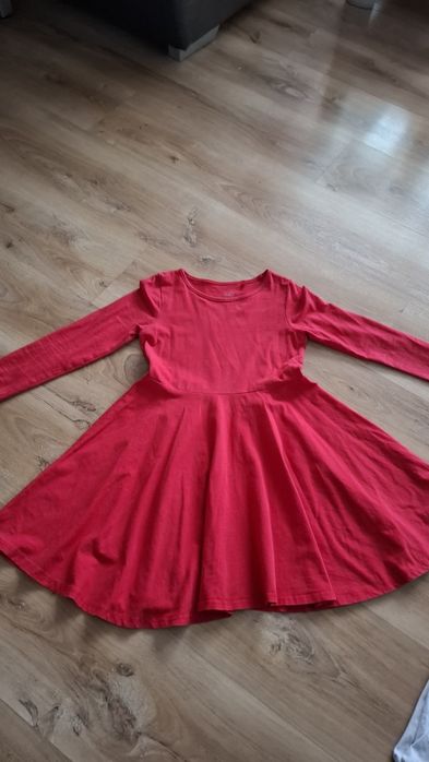 Sukienka czerwona 128 cm