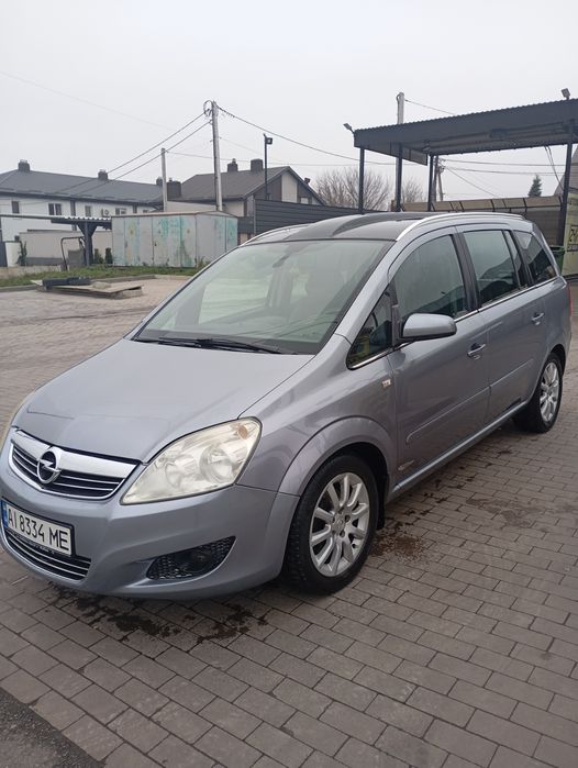 Продам Оpel zafira В 1.8 газ-бензин 2008 рік