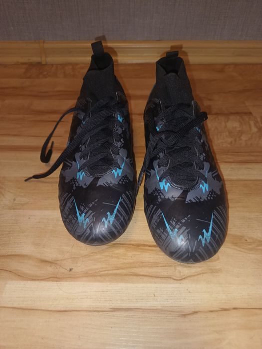 Бутси футбольні р.42 26 см