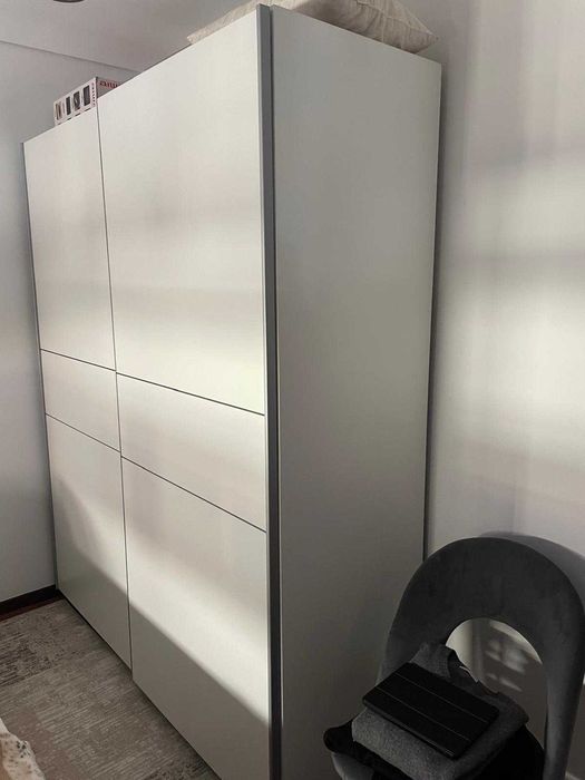 2 Roupeiros de quarto