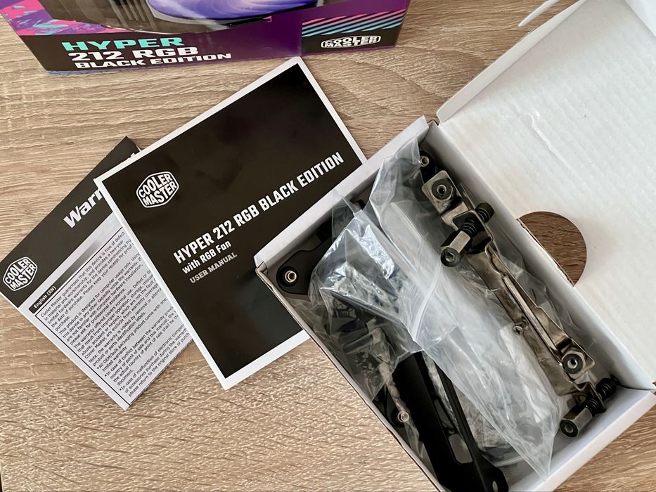 Master Cooler Hyper 212 RGB Black Edition