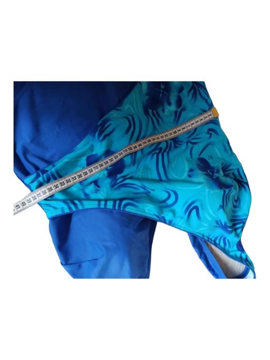 Купальник сдельный