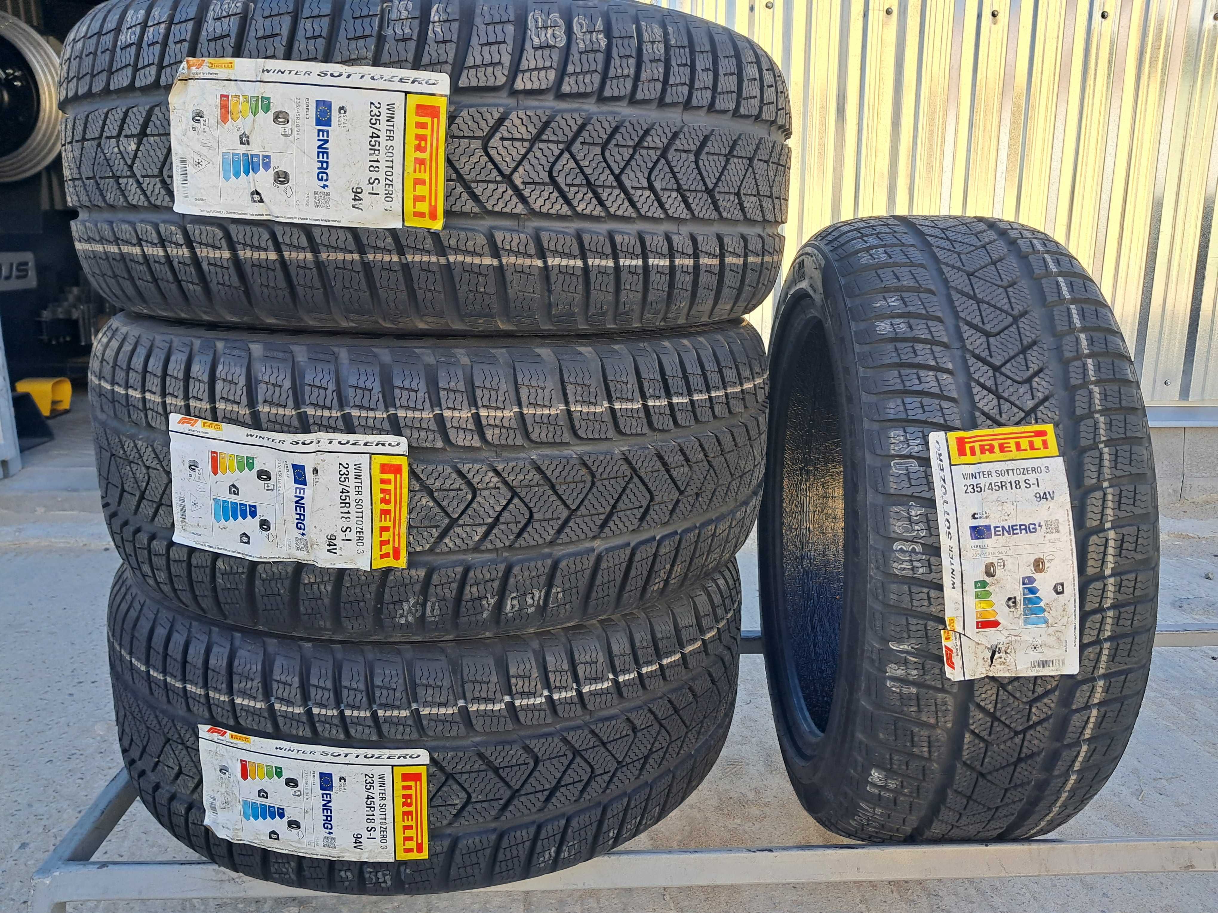 Резина зимова, НОВА, 235/45 R18 Pirelli Sottozero 3 (арт. 10807): 5 750 ...