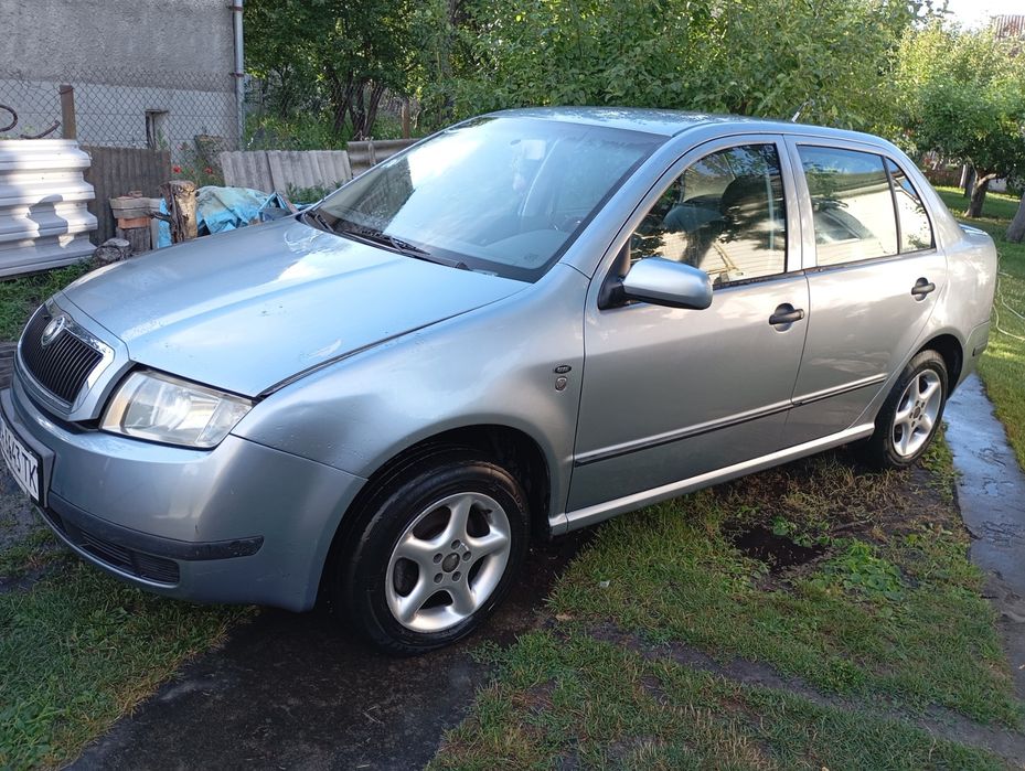 Продам автомобіль Skoda Fabia 2002 року