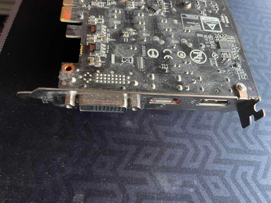 Radeon RX 560 4GB
