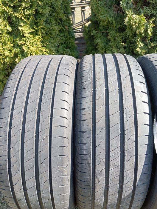 Opony Goodyear Efficientgrip 225/50r18
