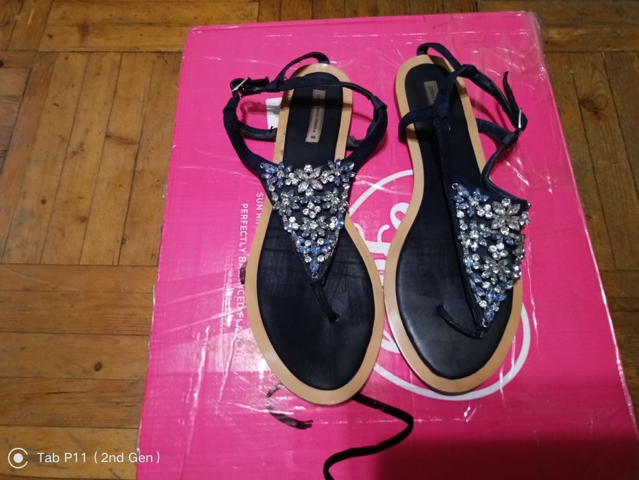 Женские босоножки OYSHO