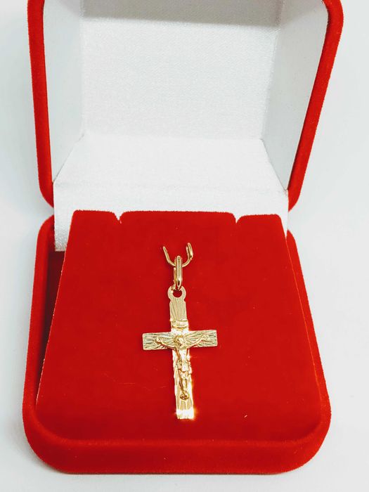 Lombardowski. Nowa złota zawieszka pr.585, 0,69g Krzyż