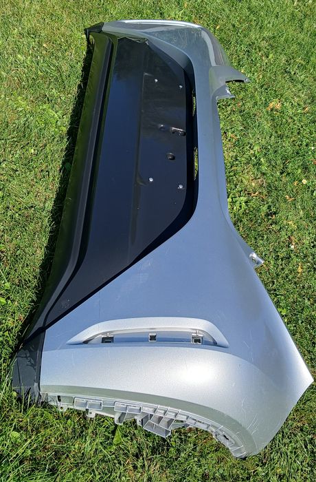 Zderzak tył tylny TOYOTA AYGO X srebrny