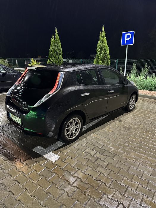Nissan leaf tekna 40 kwt