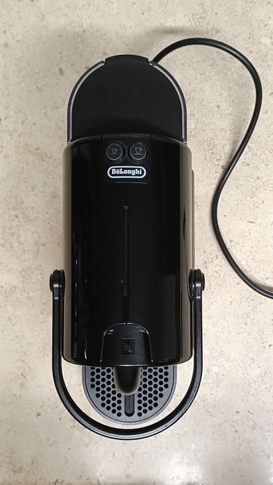 Máquina de Café Nespresso DeLonghi com Suporte de Cápsulas