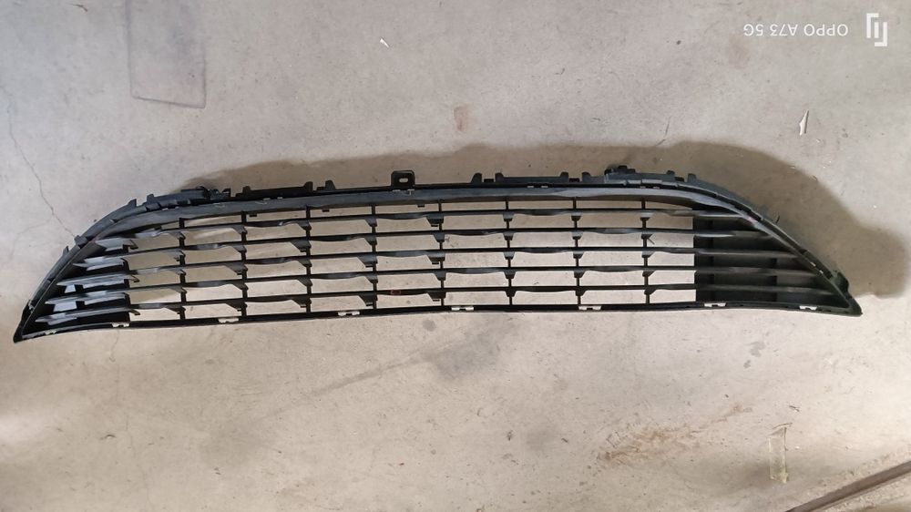 Grelha Opel corsa F frente para choques