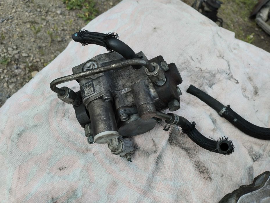 toyota avensis T25 T27 pompa wtryskowa 2,0 2,2D 26100-0R040