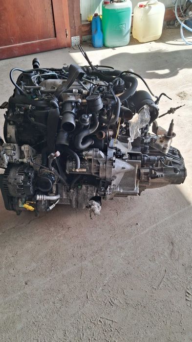 silnik 4HW +skrzynia biegów 2,2 HDi JTD Citroen C8 Fiat Ulysse Peugeot 807 Lancia Phedr