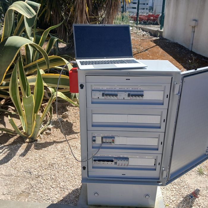 Eletricista / Residencial / Predial / Instalação /  Manutenção