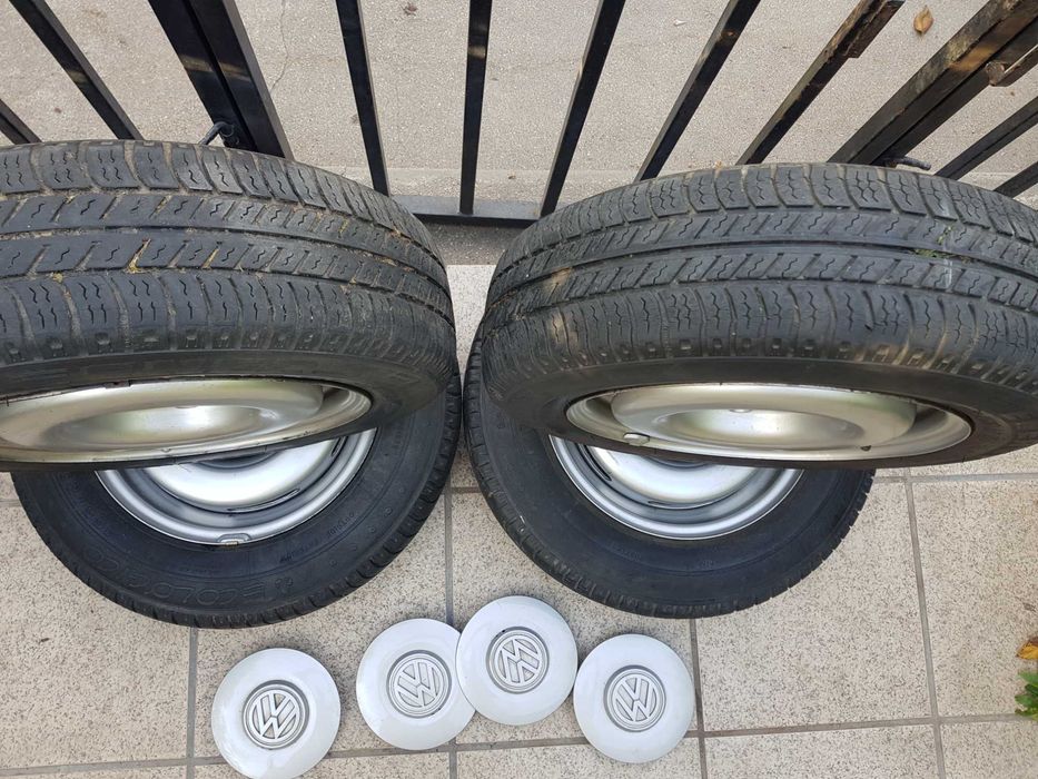 4 jantes vw 13 pneus tampas orig