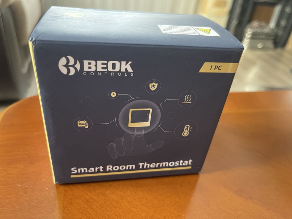 Розумний кімнатний термостат з Wi-fi