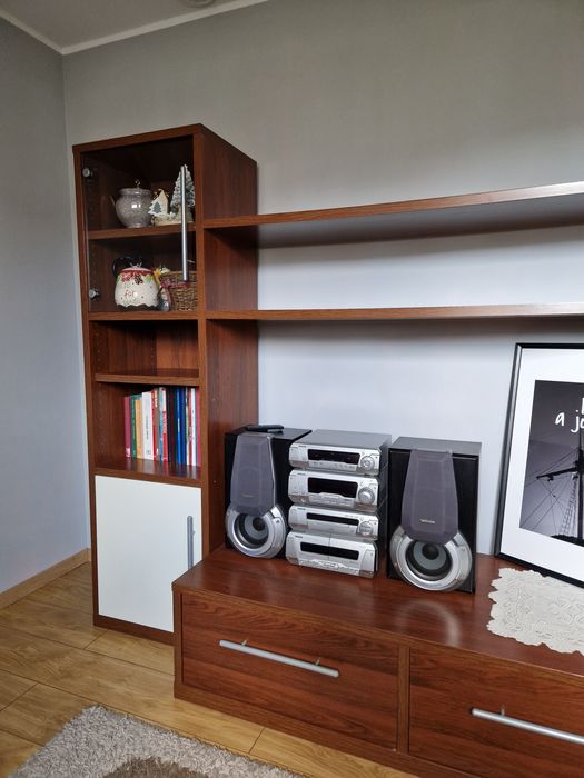 Segment IKEA, z szafkq pod TV,stan bdb