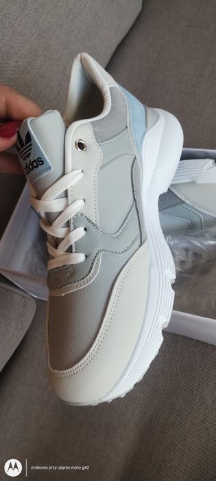 Adidasy damskie -mlodzieżowe