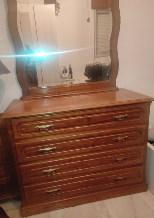 Moveis Madeira. 5 peças.