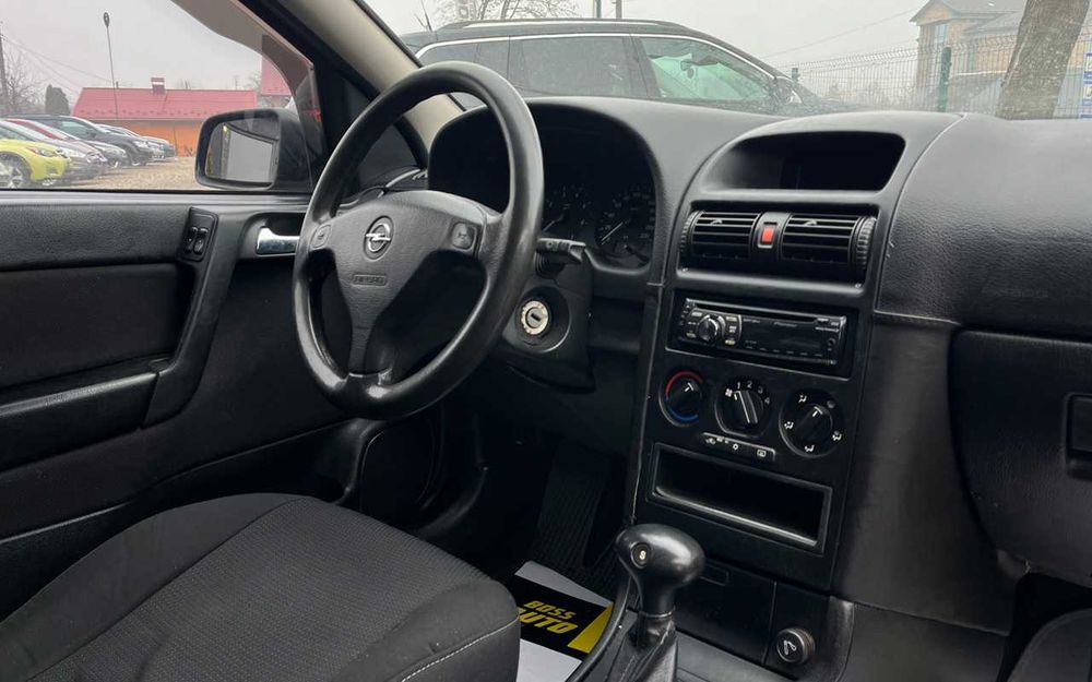 Opel Astra  2000