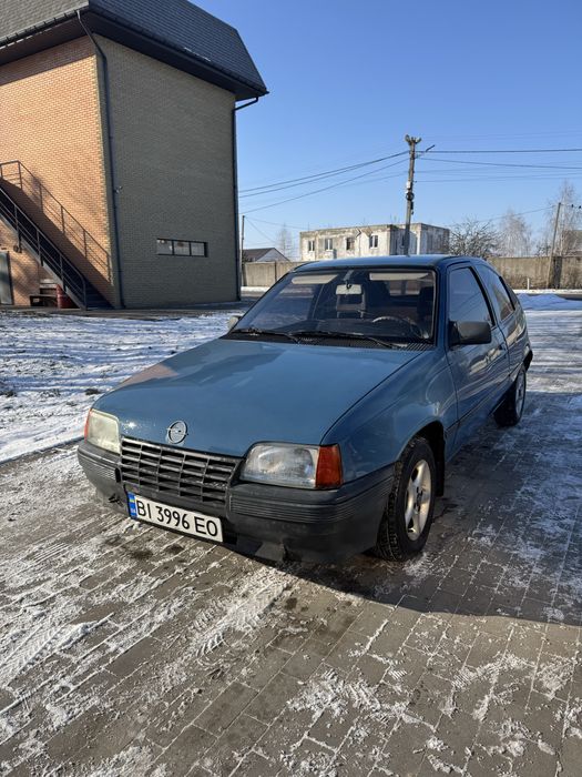 Opel Kadett 1.3 Кадет