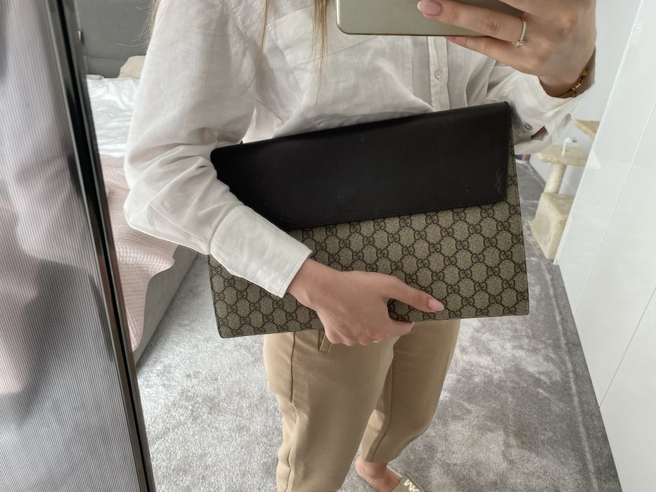 Kopertowka torba na laptopa Gucci