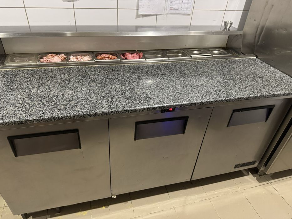 Холодильник  професійний для піци