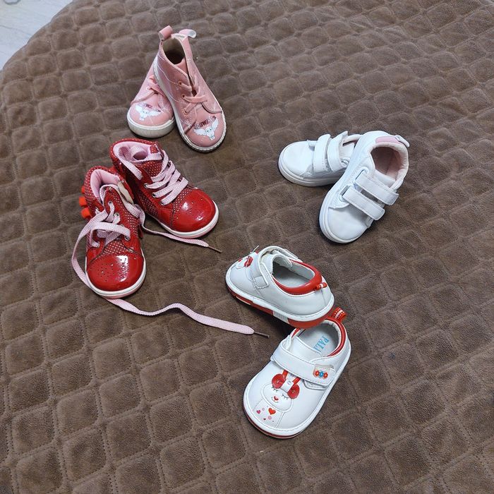 Кросівки черевички