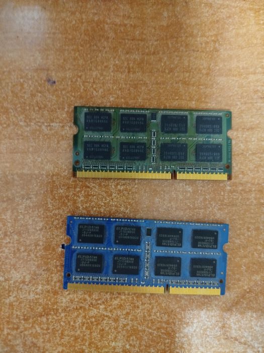 Оперативна пам'ять DDR3 2 ГБ.
